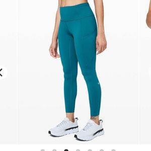 Lululemon last and free 25’’